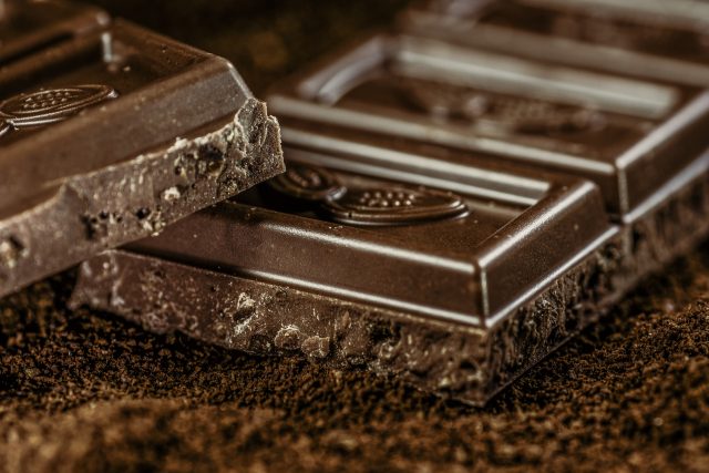 Ciocolata, aliment-medicament? Iată care sunt beneficiile miraculoase asupra organismului