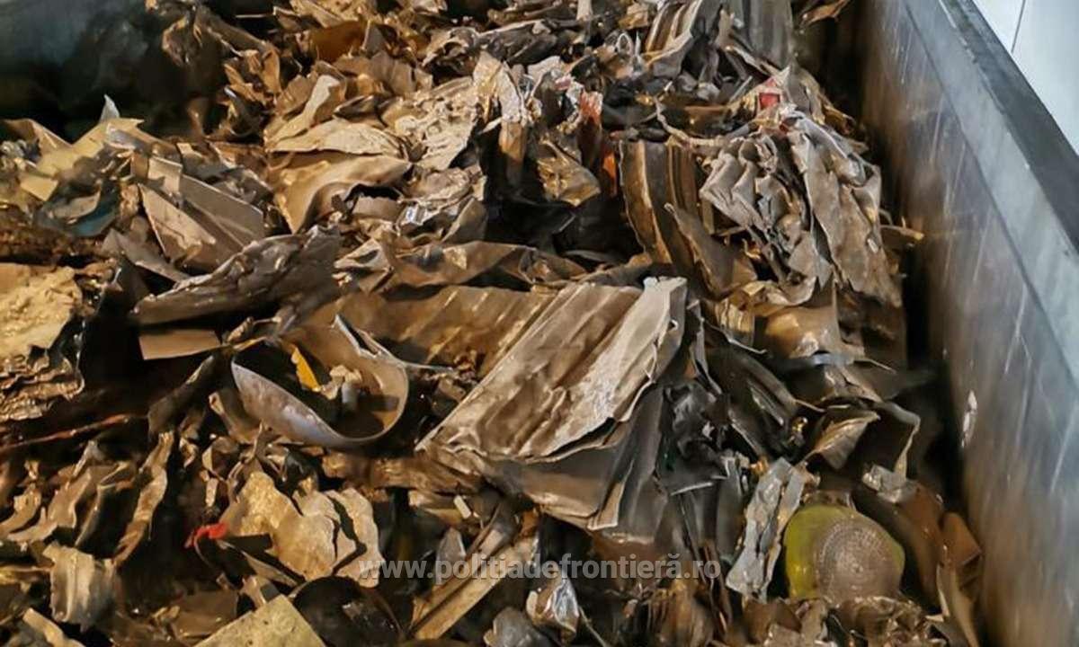 17 tone deșeuri din aluminiu din Grecia,  oprite la P. T. F. Giurgiu