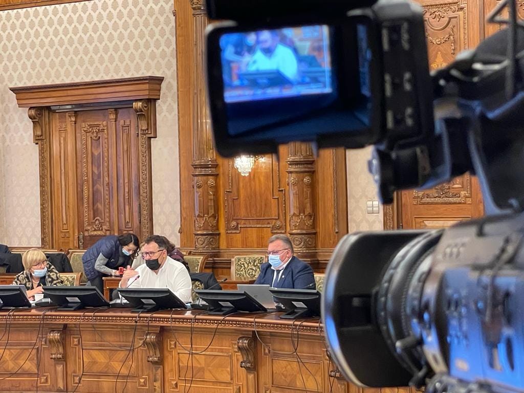 Senatorul PNL Toma Petcu, în plenul Senatului, a vorbit despre stabilirea unei scheme de compensare pentru consumul de energie electrică și gaze naturale pentru sezonul rece