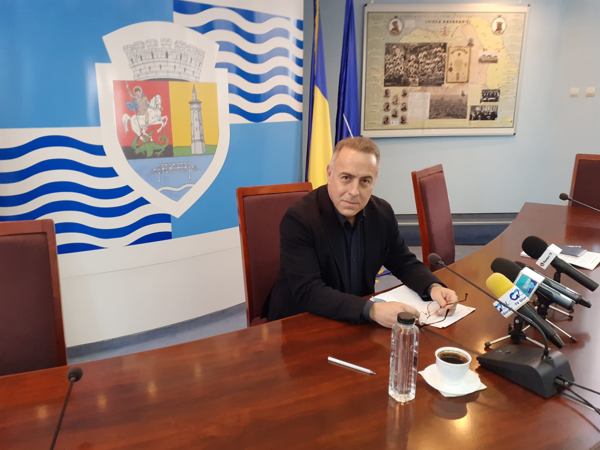 Primarul Adrian Anghelescu la raport după primul an de mandat