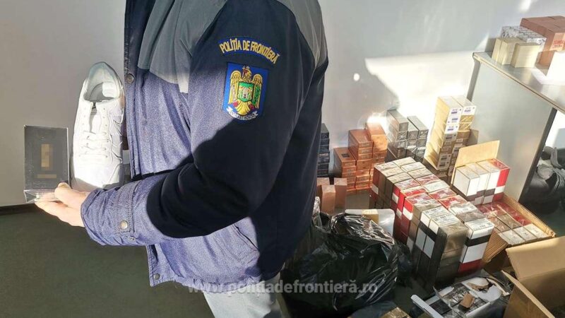 Parfumuri și articole de încălțăminte contrafăcute, descoperite de polițiștii de frontieră giurgiuveni