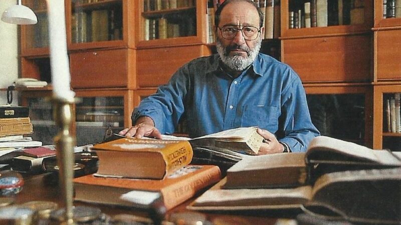 90 de ani de la nașterea scriitorului italian UMBERTO ECO, cel mai citit și tradus romancier de la sfârșit de mileniu