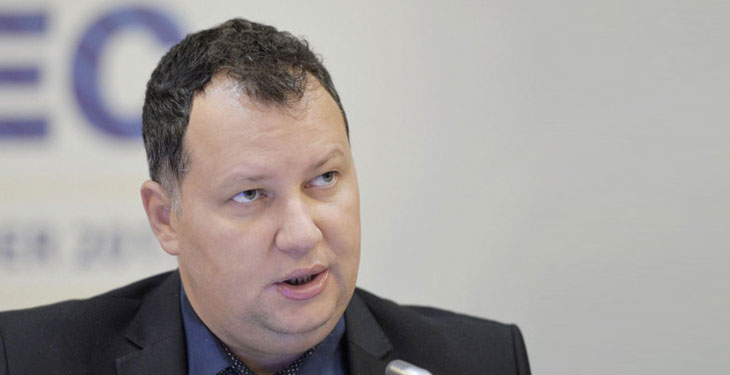 Senatorul Toma Petcu vorbeşte despre întâlnirea ce are loc la guvern în vederea găsirii unor soluţii de subvenţionare a gigacaloriei