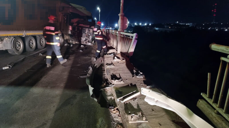 Traficul pe Podul Prieteniei din PTF Giurgiu a fost reluat pentru autoturisme, pe o singură arteră
