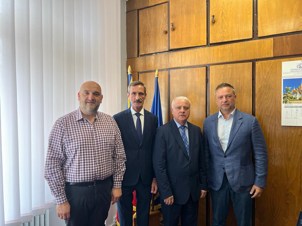 Contractul pentru alimentarea cu apă potabilă a satelor Bila și Cămineasca din comuna Schitu a fost semnat la sediul Ministerului Dezvoltării