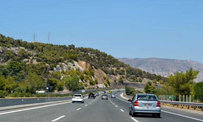 Grecia renunță la punctele de taxare de pe autostrăzi! Cum vor fi taxați românii care merg în vacanță