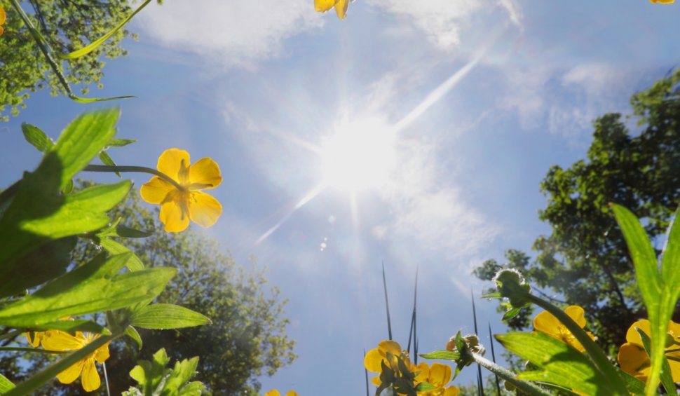 Prognoza meteo pentru perioada 8-21 aprilie 2024. Vremea se schimbă după zilele cu 28 de grade Celsius