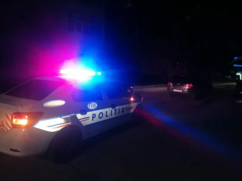 BĂRBAT OPRIT ÎN TRAFIC DE POLIȚIȘTI