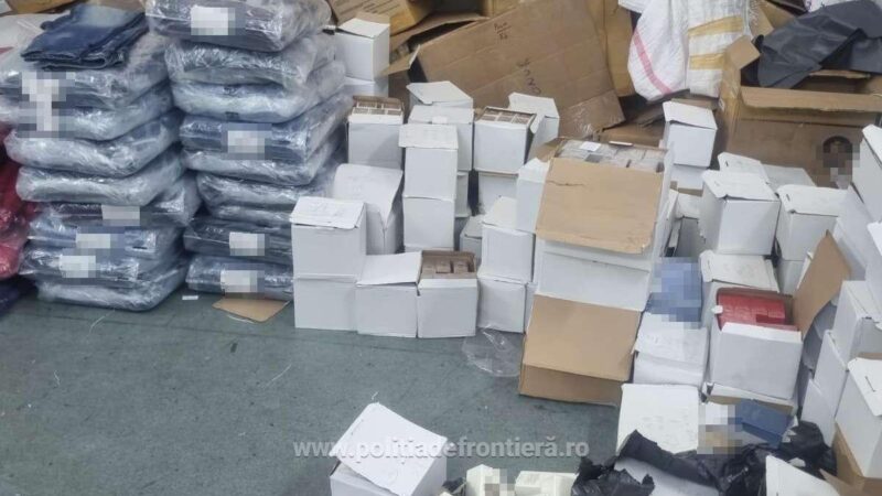 Produse susceptibile a fi contrafăcute, în valoare de aproximativ 873.000 de lei, depistate de polițiștii de frontieră din cadrul Inspectoratului Teritorial al Poliției de Frontieră Giurgiu
