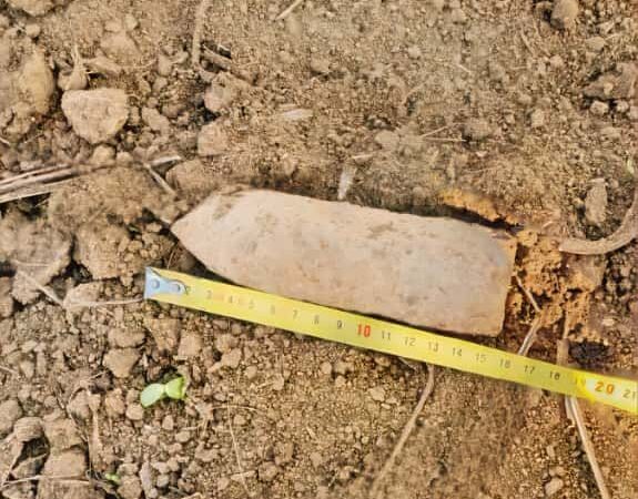 Proiectil perforant găsit pe un teren agricol