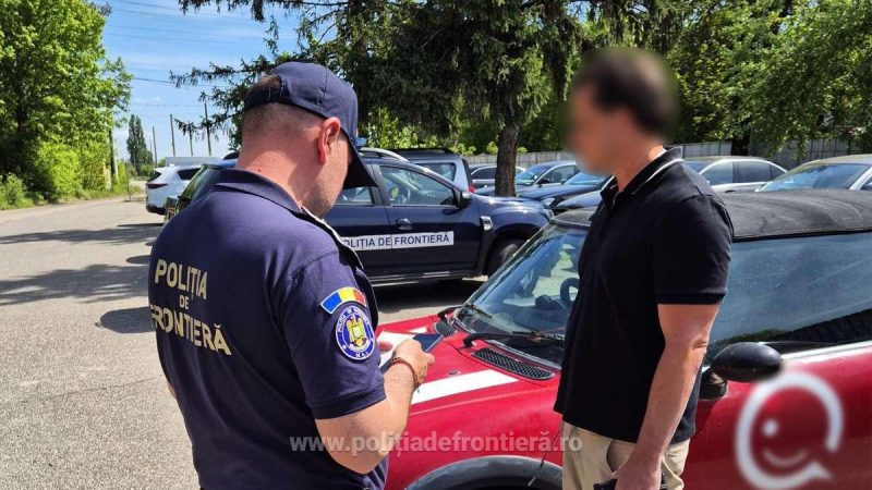 Cetățean depistat în trafic de polițiștii de frontieră cu permis de conducere fals