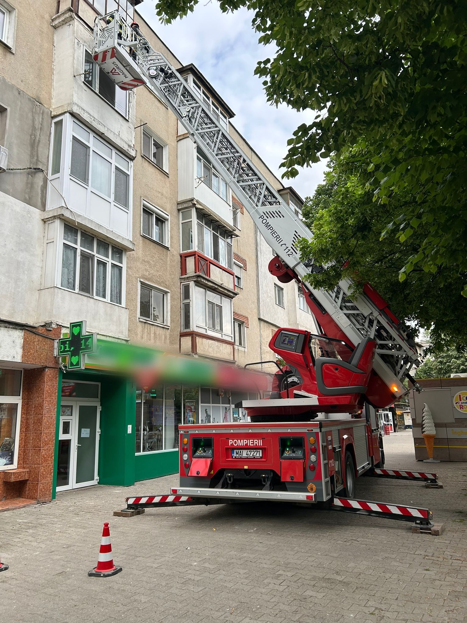 Intervențiile pompierilor din Giurgiu în urma vântului puternic din ultimele ore